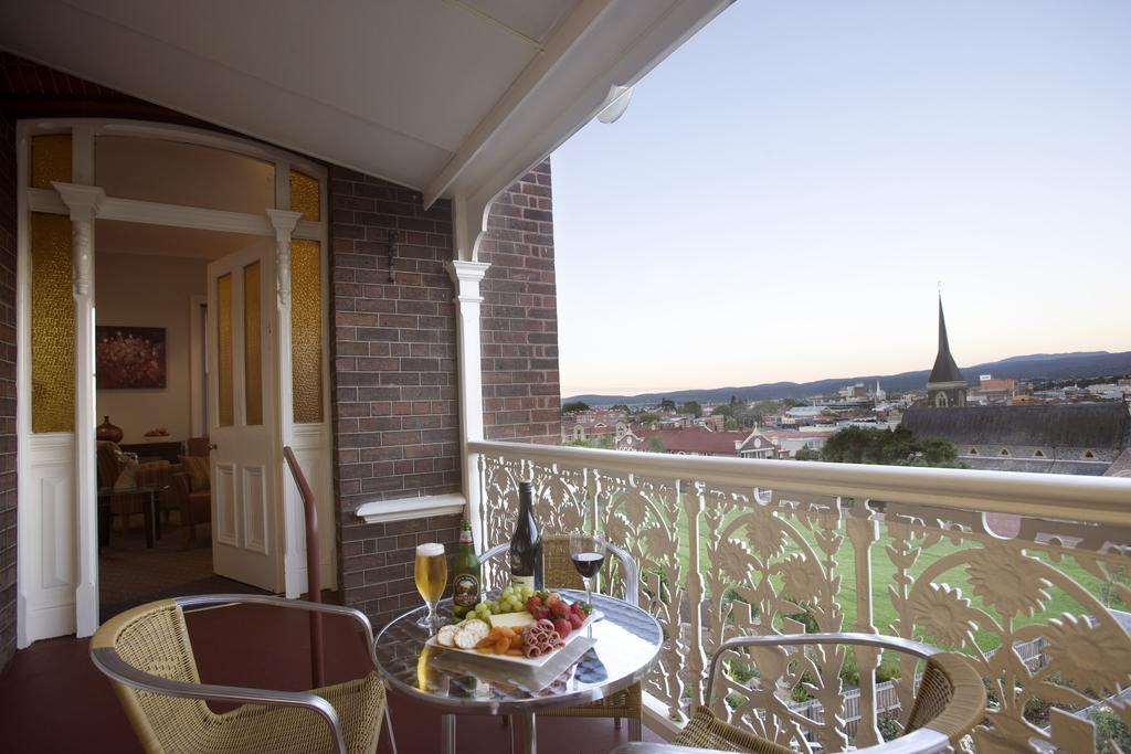 Auldington Hotel ロンセストン エクステリア 写真
